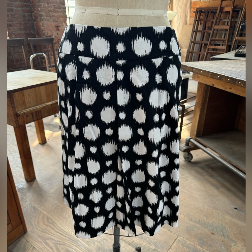 Knee length skirt.